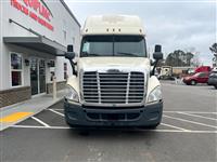 2018 Freightliner Cascadia 125