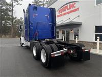 2000 Freightliner Classic XL