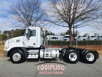 2012 Mack CXU613 DAY CAB