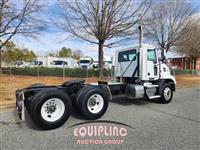 2012 Mack CXU613 DAY CAB