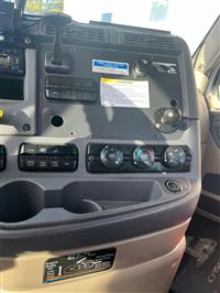 2016 Freightliner Cascadia 125