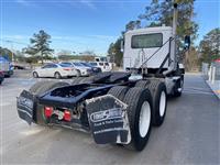 2012 Mack CXU613 DAY CAB