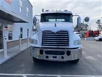 2012 Mack CXU613 DAY CAB