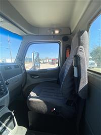 2018 Peterbilt 579 DAYCAB AUTOMATIC