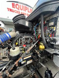 2016 Peterbilt 579 DAYCAB AUTOMATIC