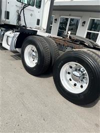 2016 Peterbilt 579 DAYCAB AUTOMATIC