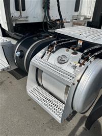 2016 Peterbilt 579 DAYCAB AUTOMATIC