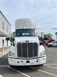 2016 Peterbilt 579 DAYCAB AUTOMATIC