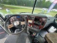 2014 Mack CXU613 DAY CAB