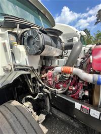2014 Mack CXU613 DAY CAB