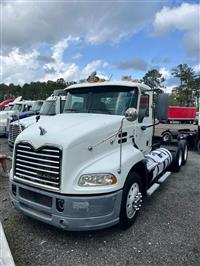 2014 Mack CXU613 DAY CAB