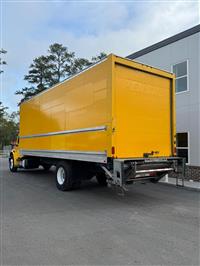 2019 Freightliner M2 BOX TRUCK