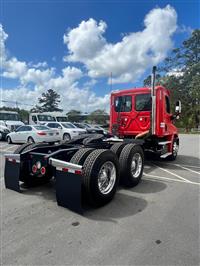 2019 Freightliner Cascadia 113