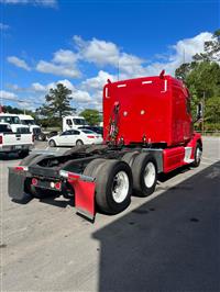 2012 Peterbilt 587