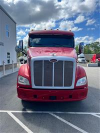 2012 Peterbilt 587