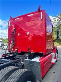 2012 Peterbilt 587