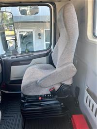 2018 Volvo VNL