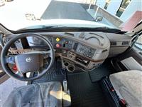 2018 Volvo VNL