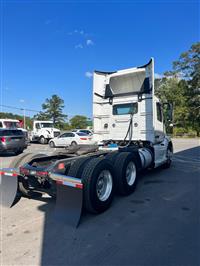 2020 Volvo VNL
