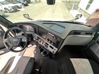2019 Freightliner Cascadia