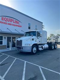 2017 Mack CXU613 FLAT TOP SLEEPER