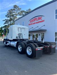 2017 Mack CXU613 FLAT TOP SLEEPER