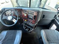 2017 Mack CXU613 FLAT TOP SLEEPER