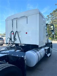 2017 Mack CXU613 FLAT TOP SLEEPER