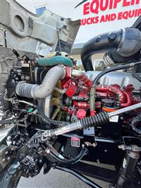 2017 Mack CXU613 FLAT TOP SLEEPER