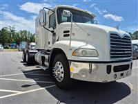 2018 Mack CXU613 FLAT TOP SLEEPER