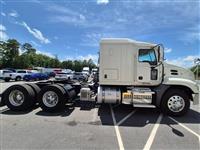 2018 Mack CXU613 FLAT TOP SLEEPER