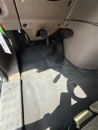 2013 Freightliner DC113