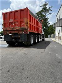 2013 Freightliner DC113