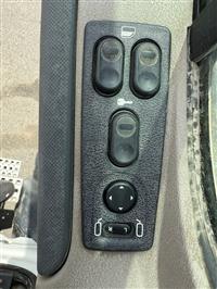 2013 Freightliner DC113