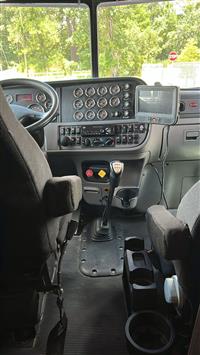 2019 Peterbilt 389