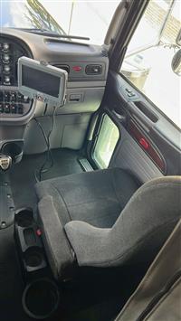 2019 Peterbilt 389