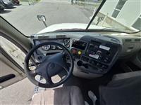 2018 Freightliner Cascadia 125