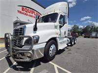 2018 Freightliner Cascadia 125