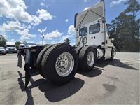 2018 Freightliner Cascadia 125