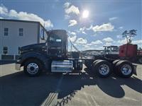 2012 Peterbilt 384