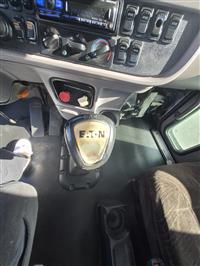 2012 Peterbilt 384