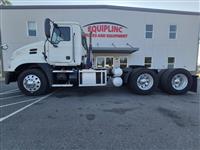 2015 Mack CXU613 DAY CAB