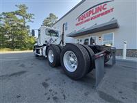 2015 Mack CXU613 DAY CAB