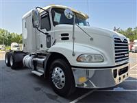 2018 Mack CXU 613 MID ROOF SLEEPER