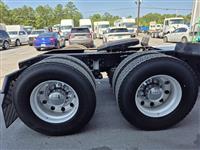 2018 Mack CXU 613 MID ROOF SLEEPER