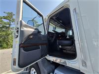 2018 Mack CXU 613 MID ROOF SLEEPER