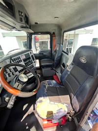 2016 Mack CXU613 DAY CAB