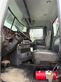 2008 Mack Pinnacle
