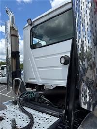 2008 Mack Pinnacle