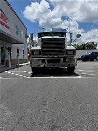 2008 Mack Pinnacle